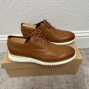 Coke Haan Brown size 8.5